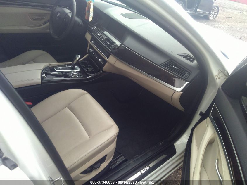 2013 BMW 5 SERIES 528I XDRIVE - WBAXH5C55DD109707