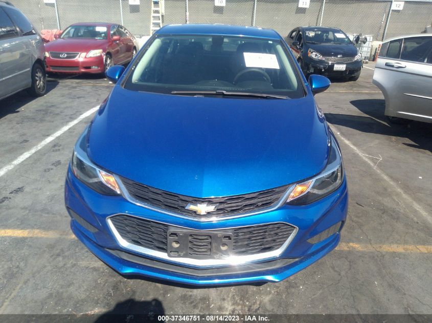 2018 CHEVROLET CRUZE LT - 1G1BE5SM9J7245890
