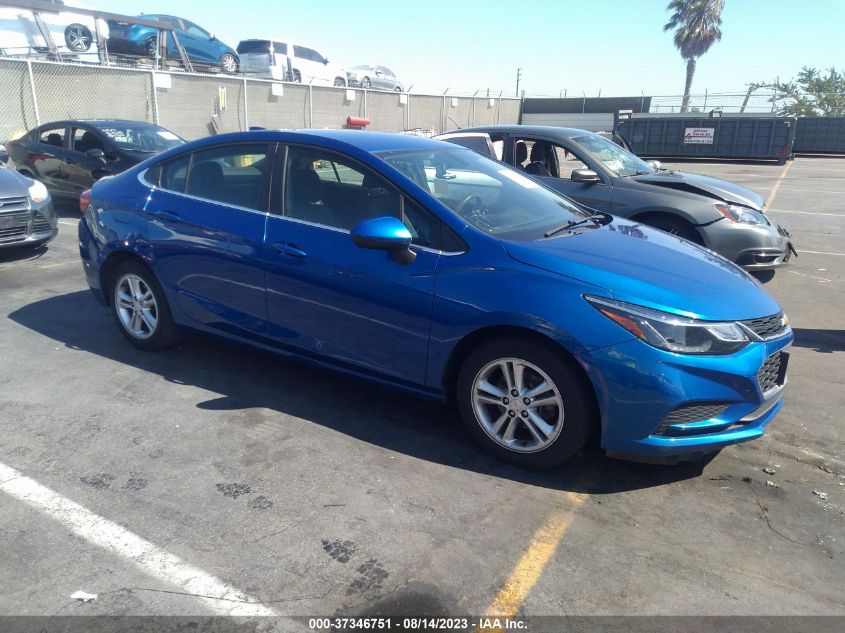 2018 CHEVROLET CRUZE LT - 1G1BE5SM9J7245890
