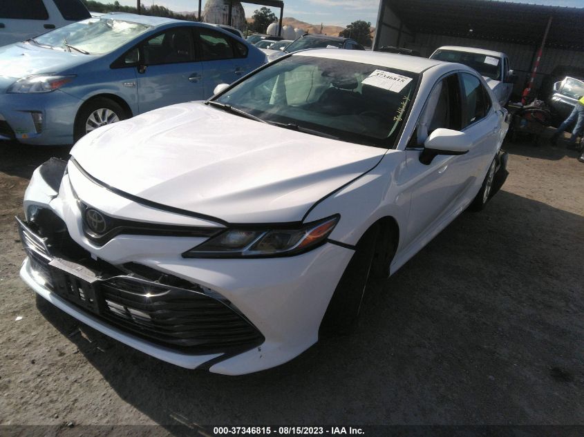2018 TOYOTA CAMRY LE/SE/XLE/L - 4T1B11HKXJU583409