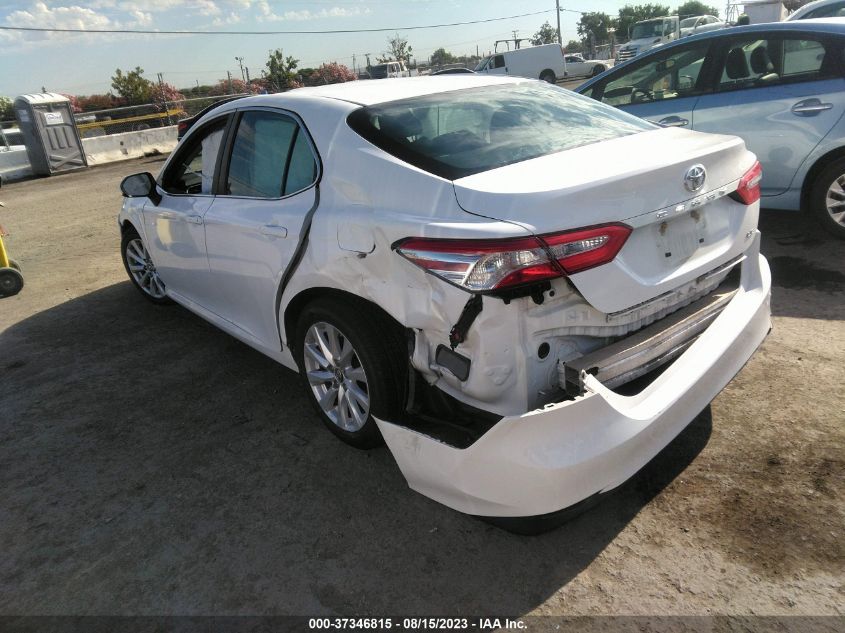 2018 TOYOTA CAMRY LE/SE/XLE/L - 4T1B11HKXJU583409