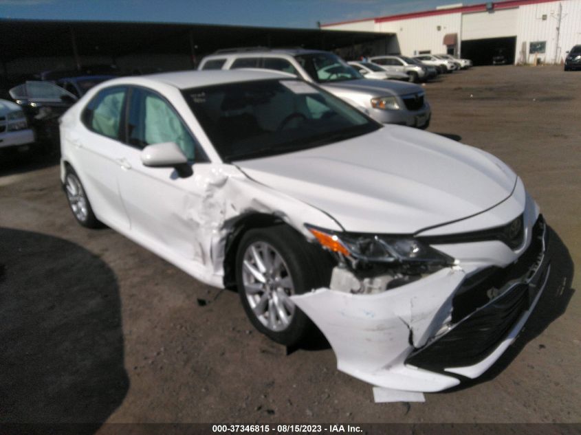 2018 TOYOTA CAMRY LE/SE/XLE/L - 4T1B11HKXJU583409