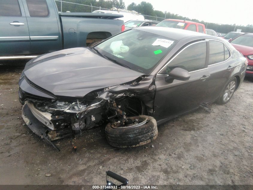 2020 TOYOTA CAMRY LE - 4T1C11AK2LU974197
