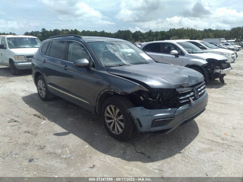 2018 VOLKSWAGEN TIGUAN SEL/SE - 3VV3B7AXXJM088468