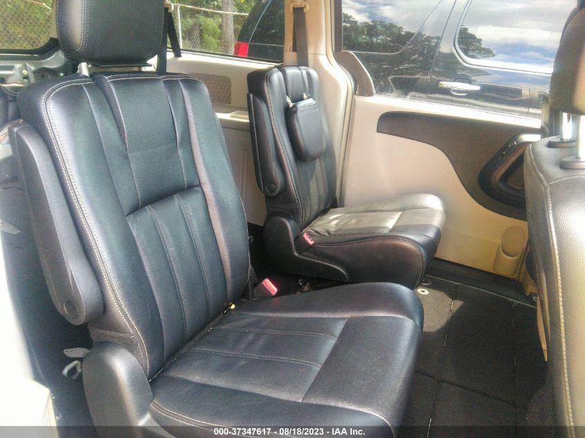 2014 CHRYSLER TOWN & COUNTRY TOURING - 2C4RC1BG2ER132186