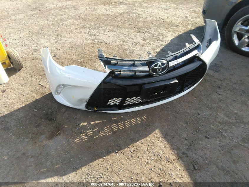2015 TOYOTA CAMRY XLE/SE/LE/XSE - 4T1BF1FK7FU028946