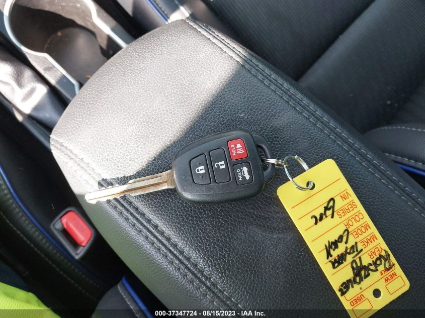 2018 TOYOTA COROLLA SE - 5YFBURHE3JP831906