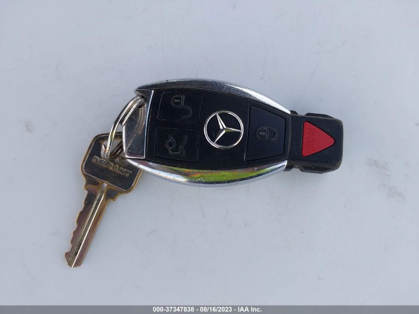 2016 MERCEDES-BENZ C-CLASS C 300 - 55SWF4KBXGU148469