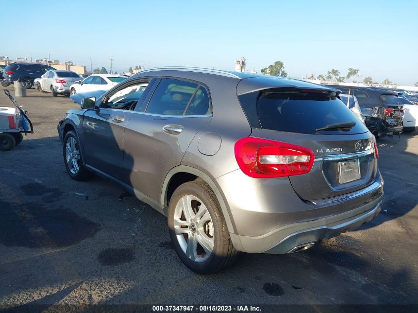 2020 MERCEDES-BENZ GLA 250 - WDCTG4EB5LJ673109