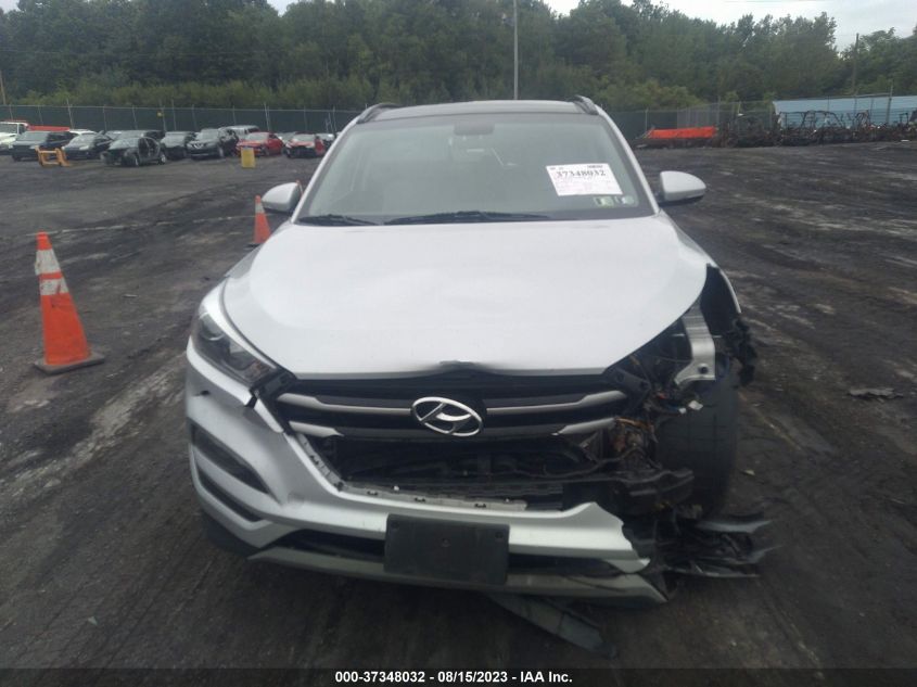 2017 HYUNDAI TUCSON VALUE - KM8J3CA26HU576592