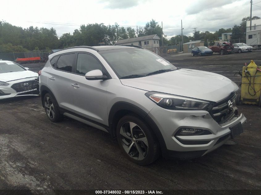 2017 HYUNDAI TUCSON VALUE - KM8J3CA26HU576592