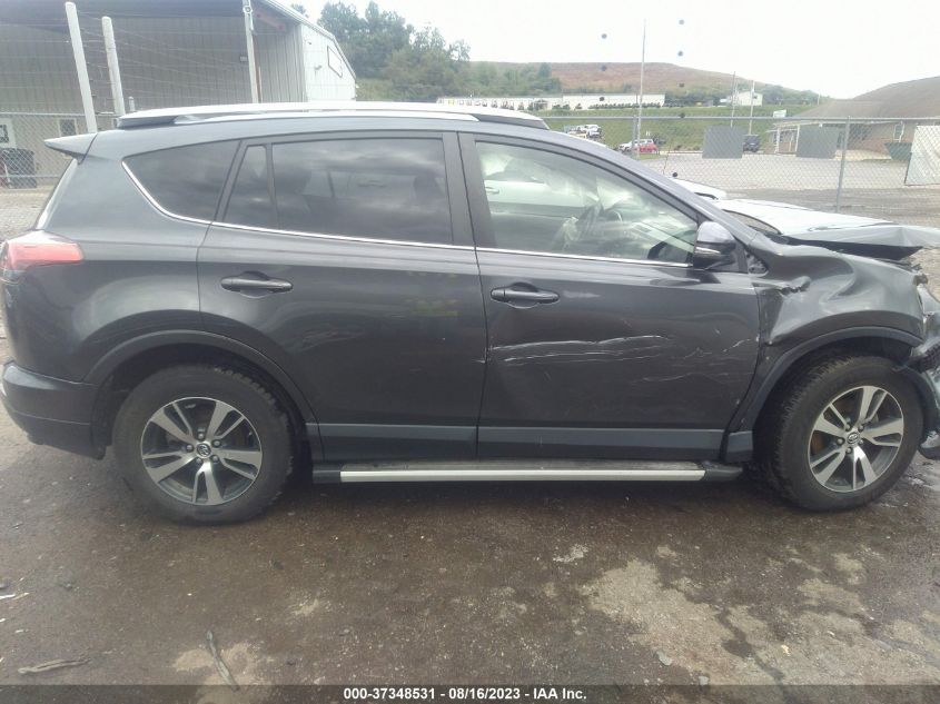 2017 TOYOTA RAV4 XLE - JTMRFREV3HJ708893