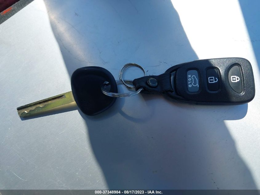 2014 HYUNDAI ELANTRA GT - KMHD35LH2EU196056