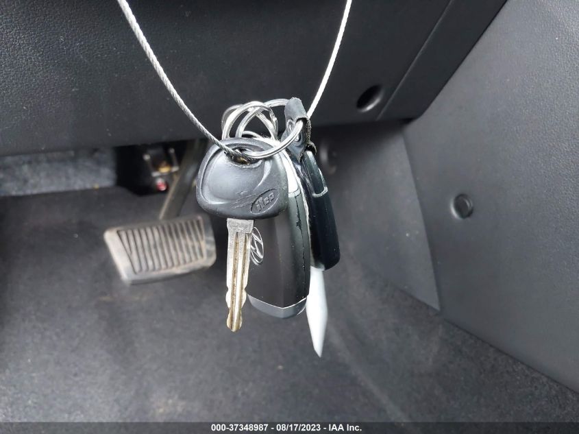 2021 HYUNDAI KONA SEL - KM8K2CAA2MU601139