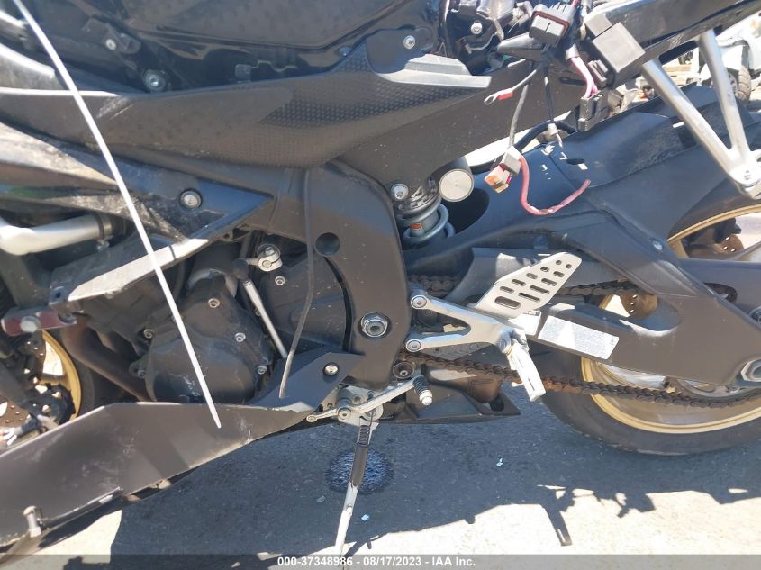 2009 YAMAHA YZFR6 C JYARJ16Y49A003235