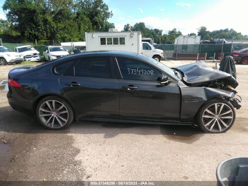 2016 JAGUAR XF S SAJBG4BV1GCY09084