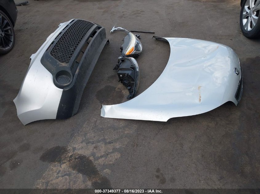 2014 KIA SOUL BASE - KNDJN2A25E7726520