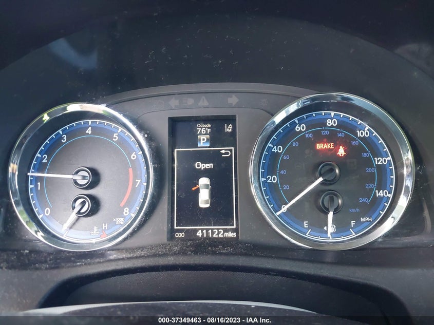 VIN 2T1BURHE8JC021901 2018 TOYOTA COROLLA L/LE/XLE/SE/XSE