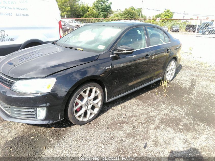 2014 VOLKSWAGEN JETTA SEDAN GLI EDITION 30 - 3VW5T7AJ2EM311718