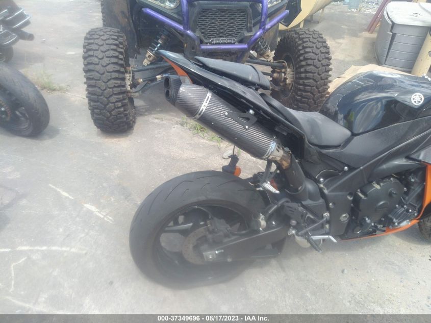2011 YAMAHA YZFR1 JYARN23E7BA010299