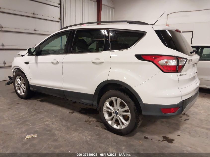 2017 FORD ESCAPE SE - 1FMCU9GD6HUC48560