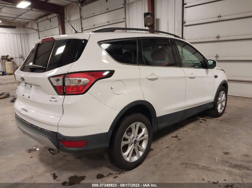 2017 FORD ESCAPE SE - 1FMCU9GD6HUC48560