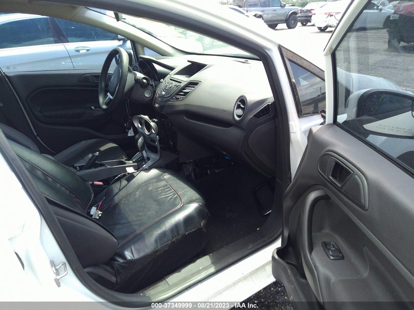 VIN 3FADP4EJ2KM126047 2019 FORD FIESTA SE