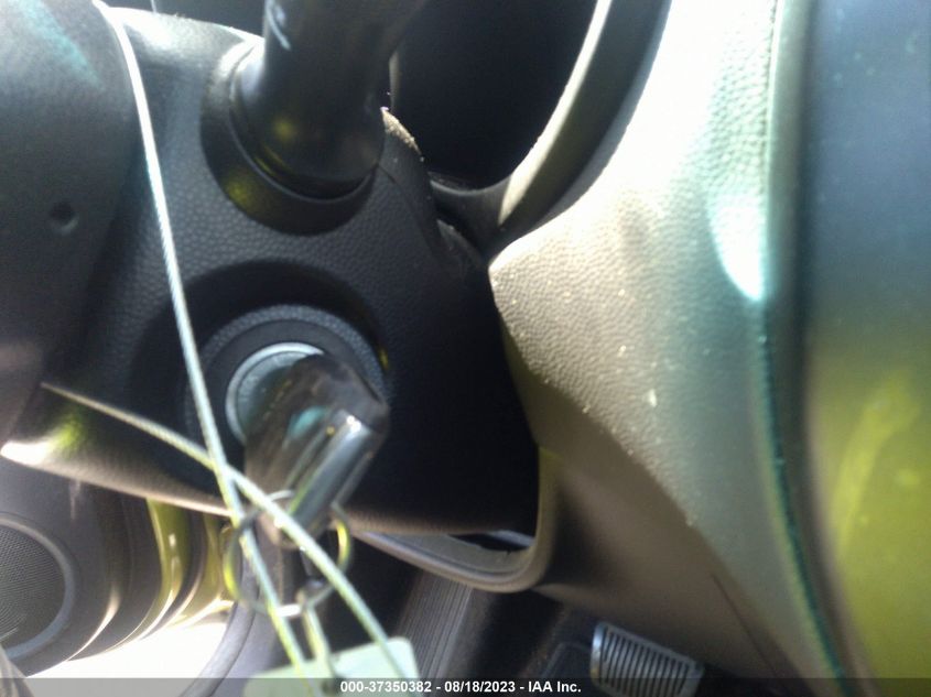 2015 KIA SOUL + - KNDJP3A55F7817606