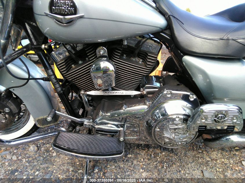 2010 HARLEY-DAVIDSON FLHRC 1HD1FR41XAB656141