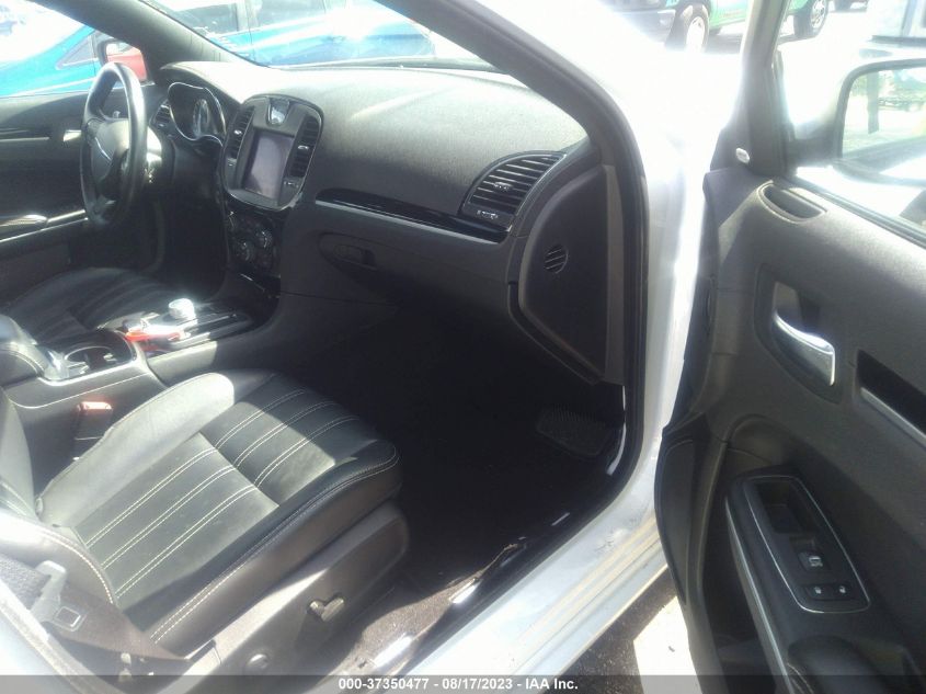 2022 CHRYSLER 300 - 2C3CCABG1NH111703