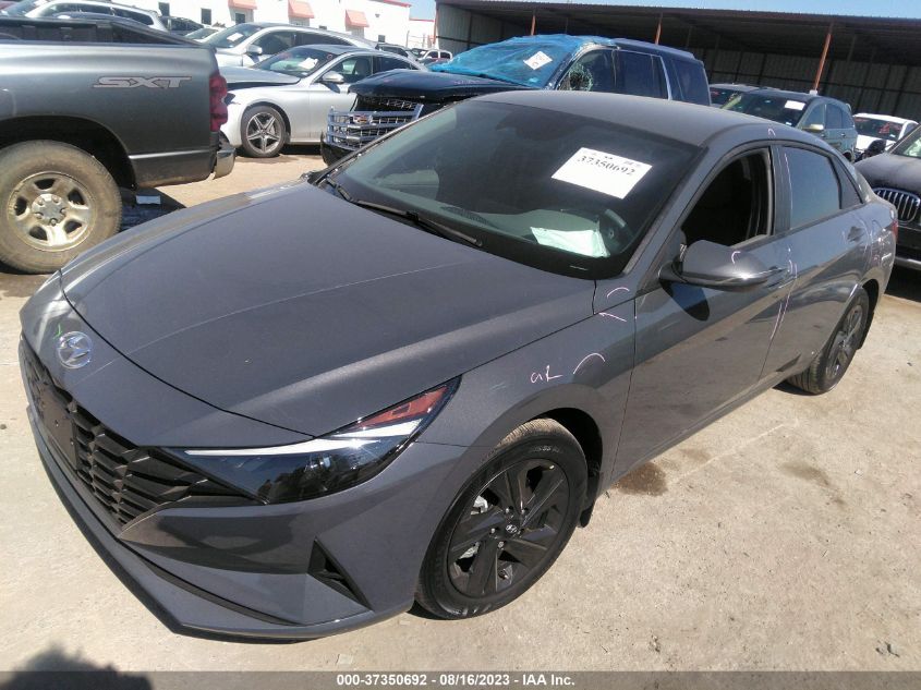 KMHLM4AG2PU584615 Hyundai Elantra SEL 2