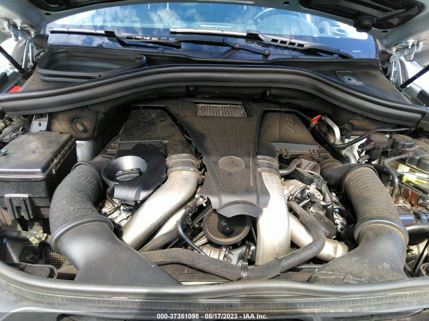 2015 MERCEDES-BENZ GL 550 4JGDF7DE4FA467791