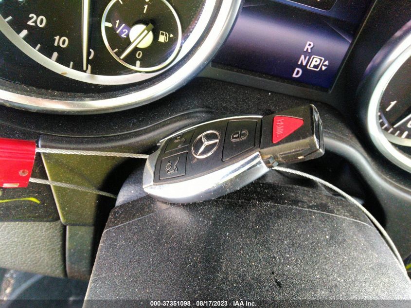2015 MERCEDES-BENZ GL 550 4JGDF7DE4FA467791