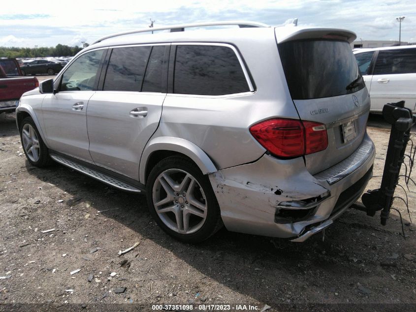 2015 MERCEDES-BENZ GL 550 4JGDF7DE4FA467791