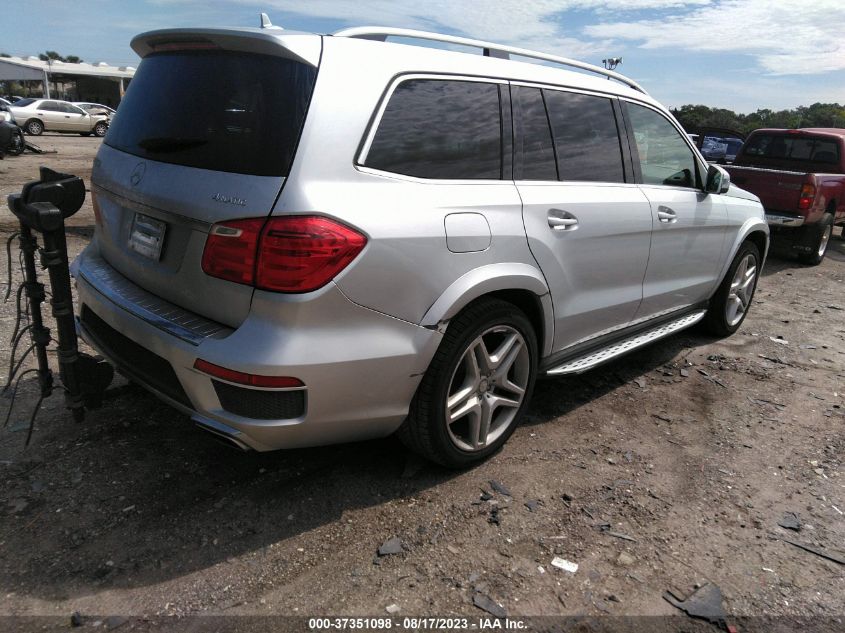 2015 MERCEDES-BENZ GL 550 4JGDF7DE4FA467791