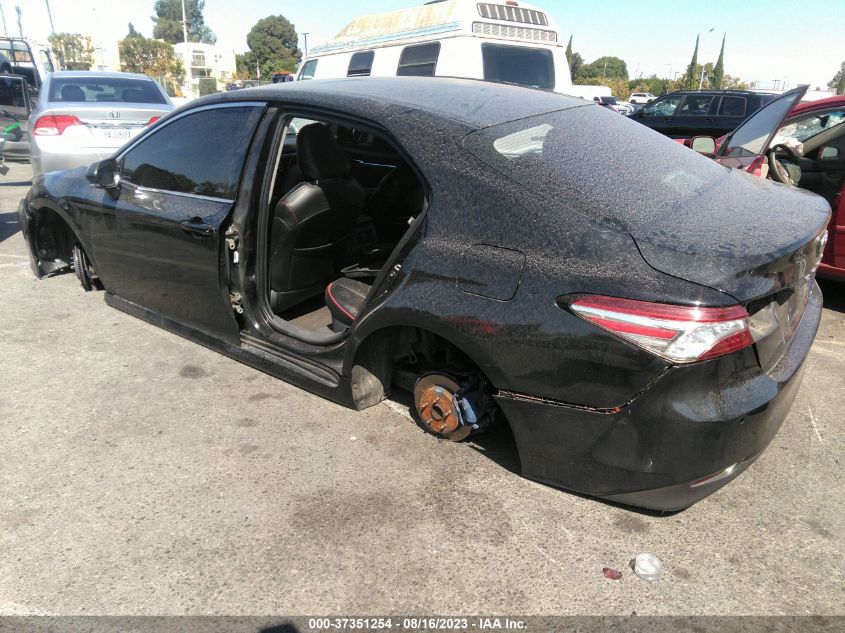 2018 TOYOTA CAMRY HYBRID - 4T1B21HK3JU506801