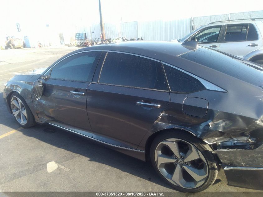 2018 HONDA ACCORD SEDAN TOURING 2.0T - 1HGCV2F97JA033333