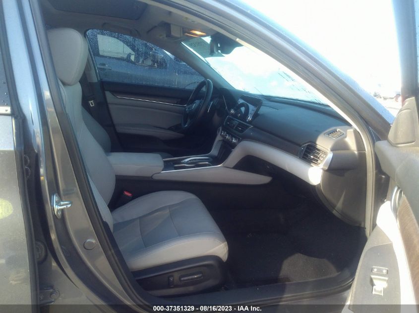 2018 HONDA ACCORD SEDAN TOURING 2.0T - 1HGCV2F97JA033333