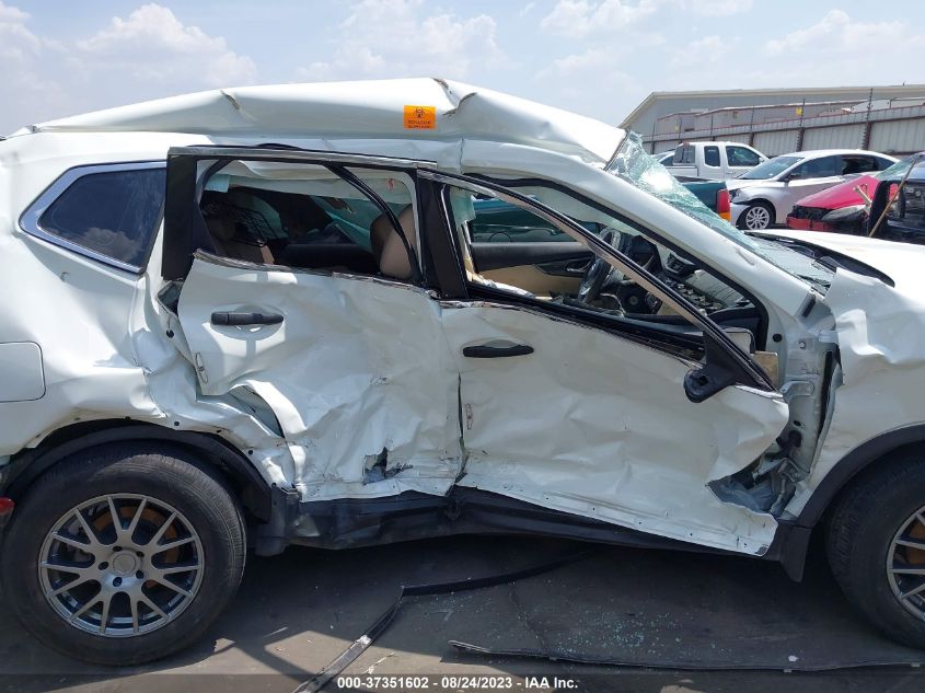 2017 NISSAN ROGUE S - KNMAT2MT6HP581177
