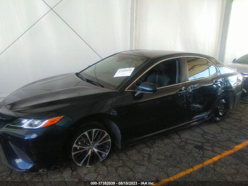 2018 TOYOTA CAMRY LE/SE/XLE/L - JTNB11HK4J3035363