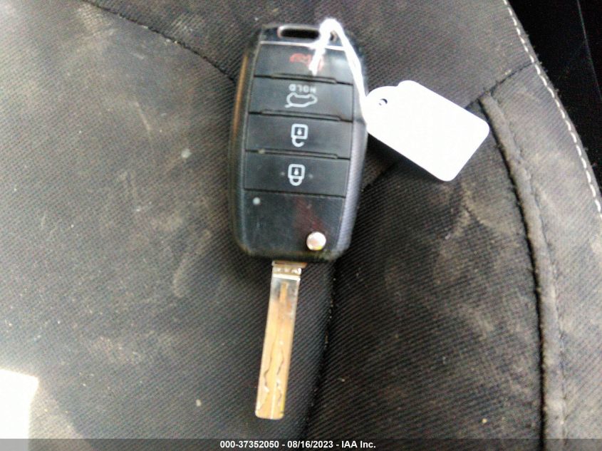 2016 KIA SOUL - KNDJN2A27G7374494