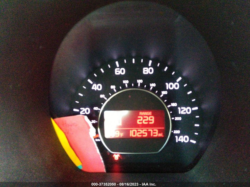 2016 KIA SOUL - KNDJN2A27G7374494