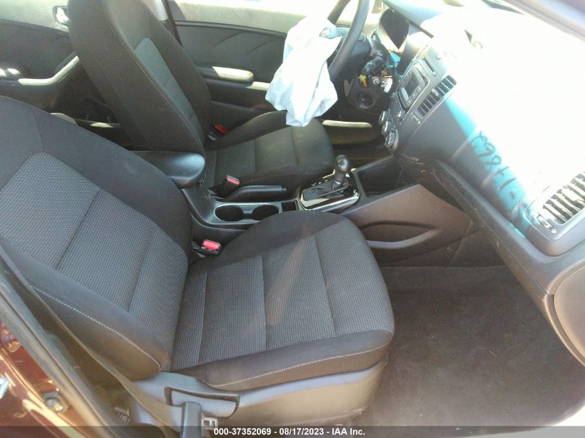 2017 KIA FORTE LX - 3KPFK4A72HE098183