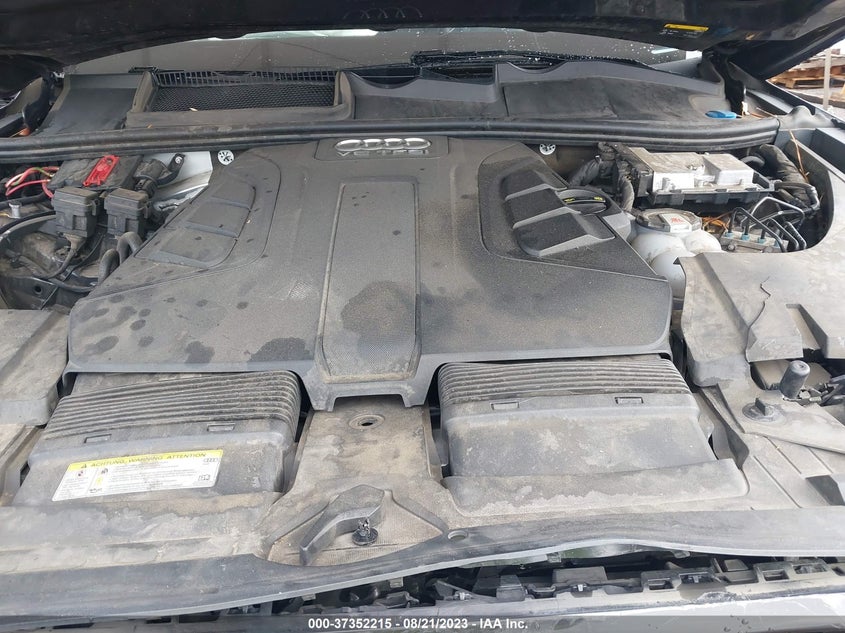 VIN WA1VAAF72JD015049 2018 AUDI Q7 PRESTIGE