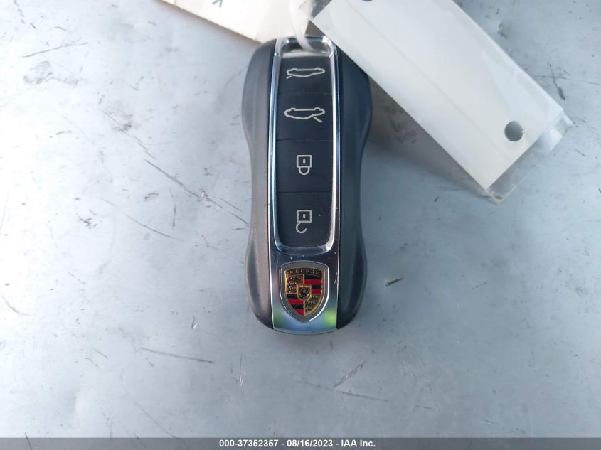 2021 PORSCHE TAYCAN 4S WP0AB2Y19MSA44082