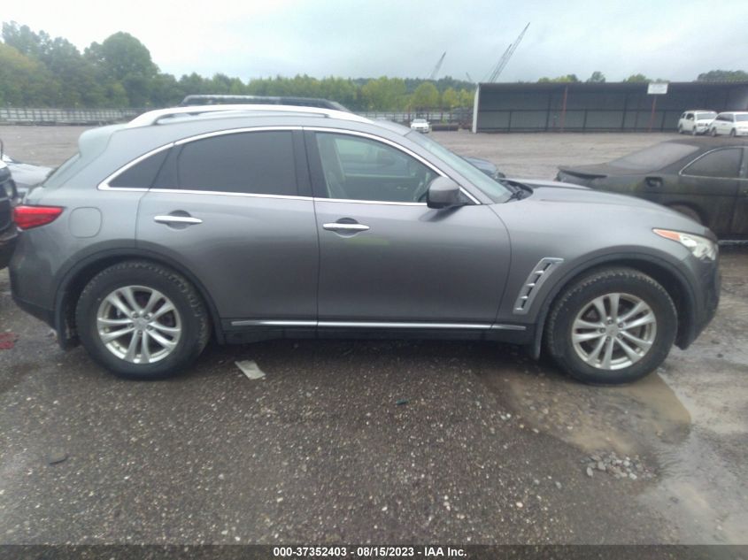2013 INFINITI FX37 JN8CS1MW8DM171030