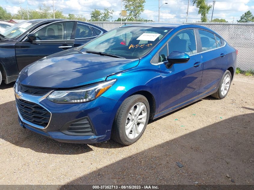 2019 CHEVROLET CRUZE LT - 1G1BE5SM8K7105654