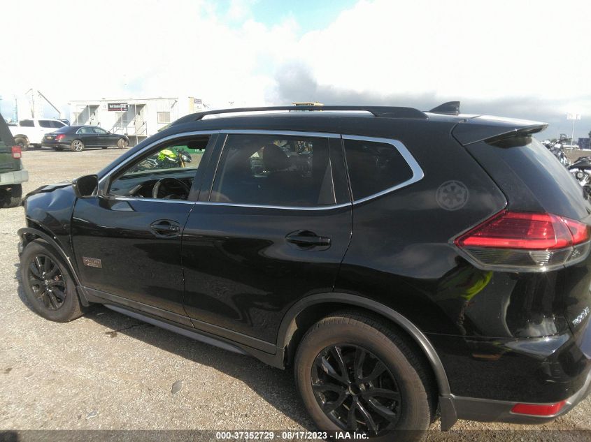 2017 NISSAN ROGUE SV - 5N1AT2MV6HC765782