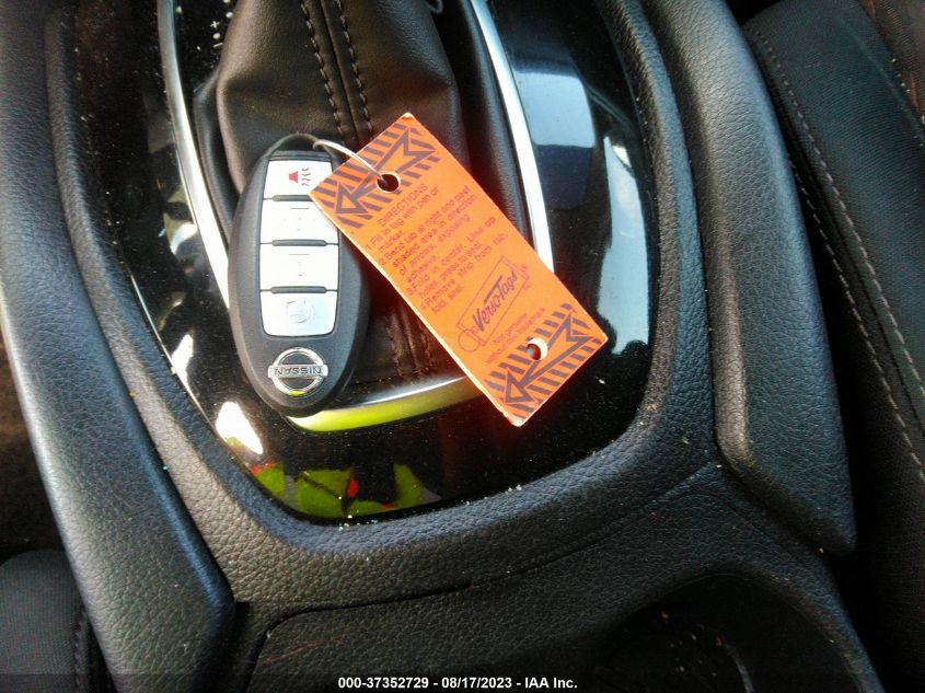 2017 NISSAN ROGUE SV - 5N1AT2MV6HC765782