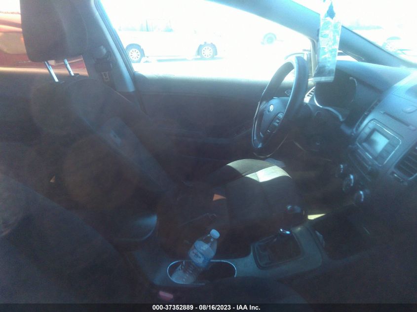 2016 KIA FORTE LX - KNAFK4A65G5616916